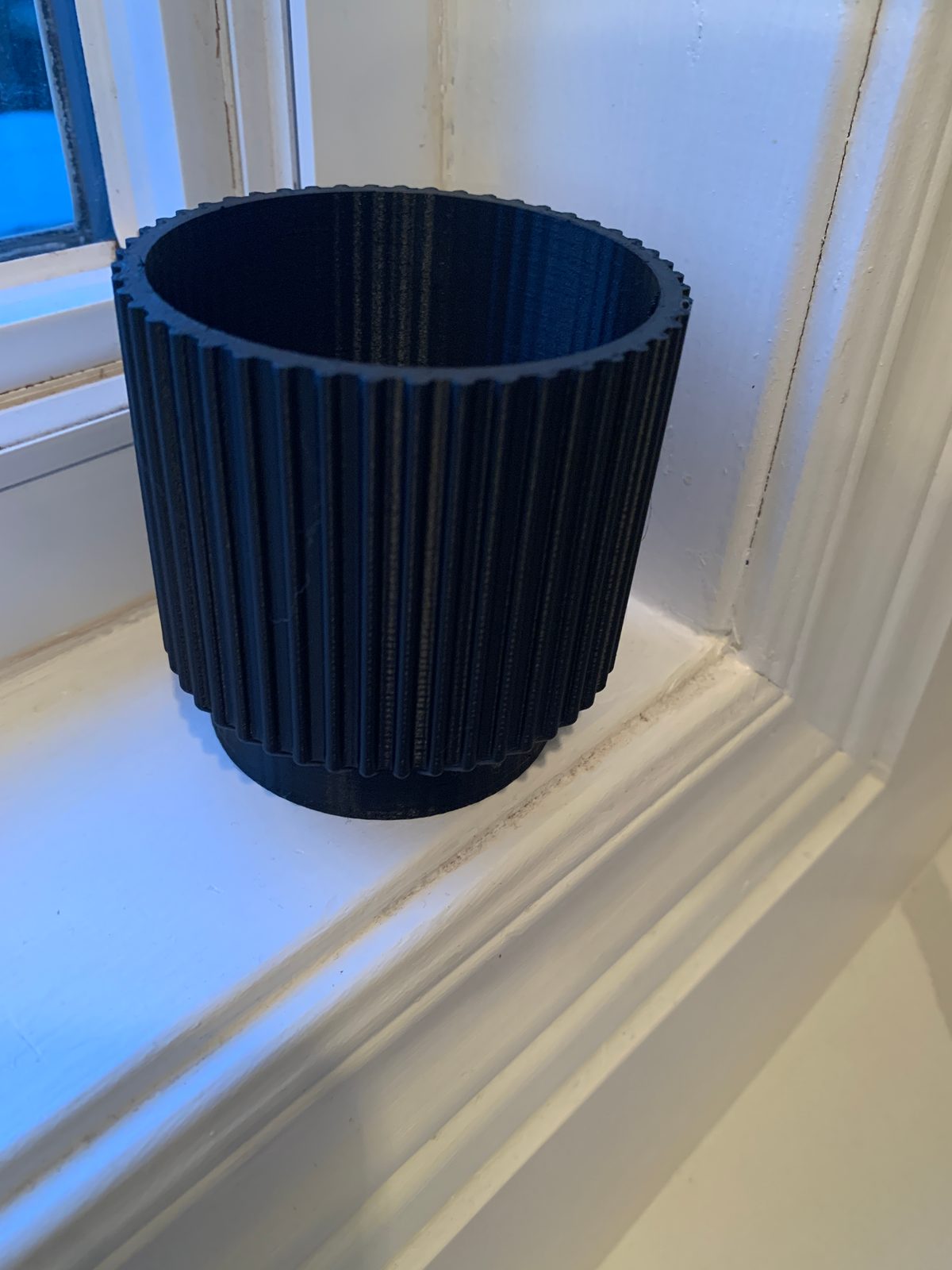 Window Pot | Circle | Beaded - 3D printed beaded planter with tray